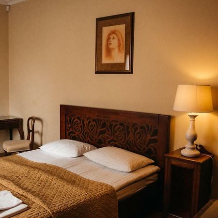 British Club Lviv Hotel Luaran gambar