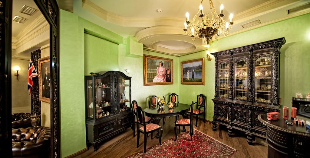British Club Lviv Hotel Luaran gambar