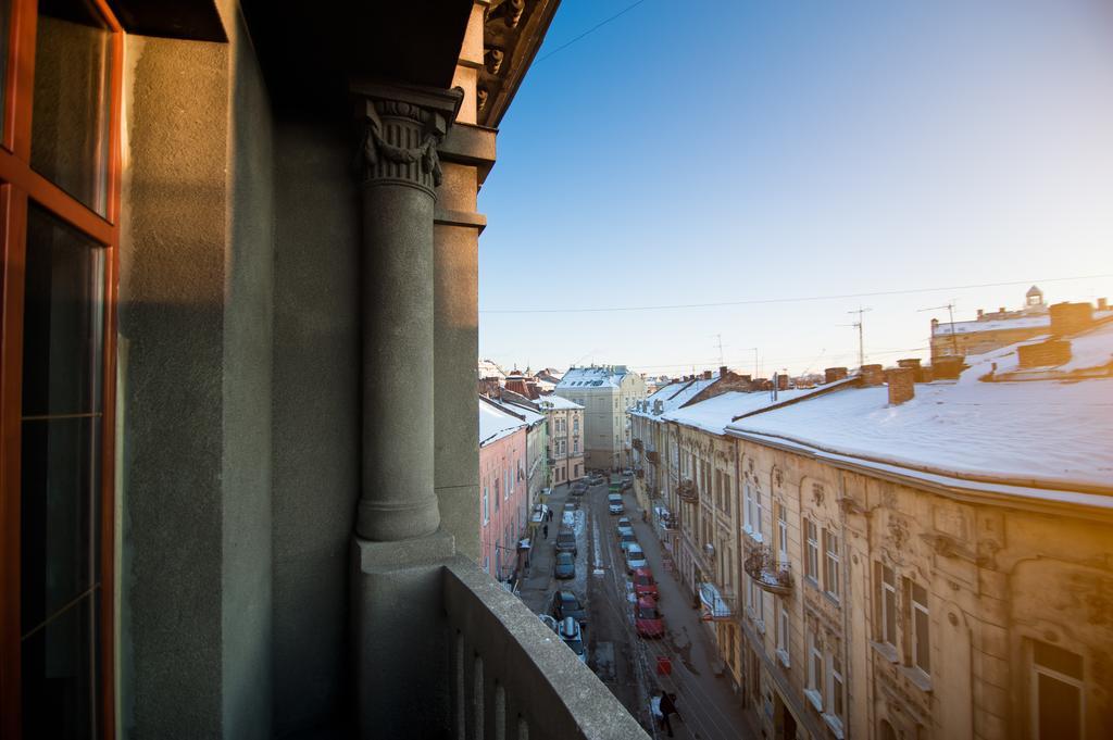 British Club Lviv Hotel Luaran gambar